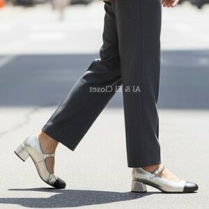 Marc Fisher LTD Marla Metallic Gold Mary Jane Block Heel Shoes Size 8M NWT